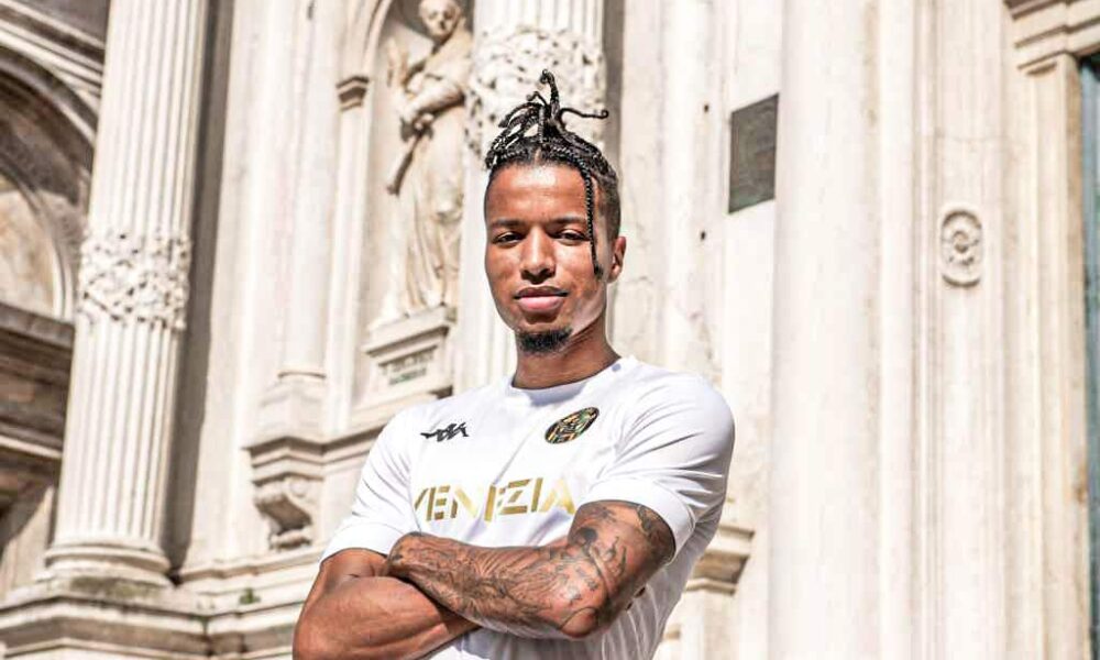 Ebuehi Joins Venezia FC On One-Season Loan From Benfica