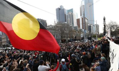 Aboriginal flag: Australian government secures copyright after row