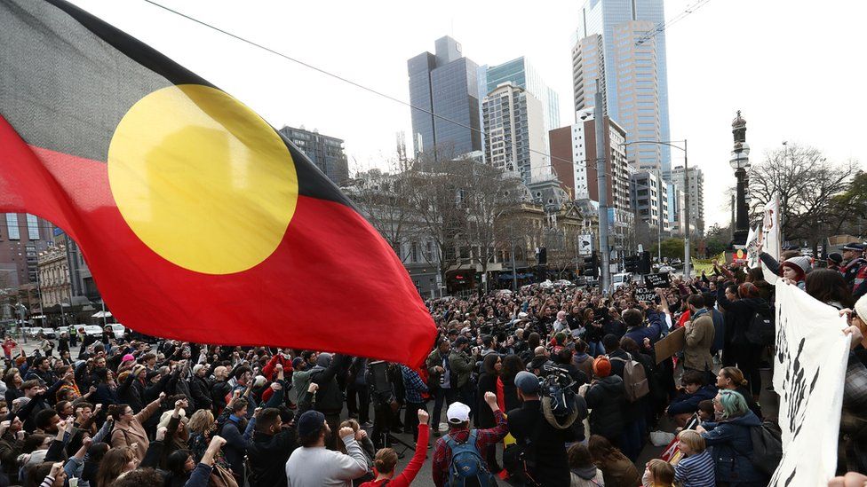 Aboriginal flag: Australian government secures copyright after row