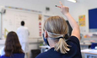 Covid: Mask refusals in some of England's secondary schools spark parents' concern