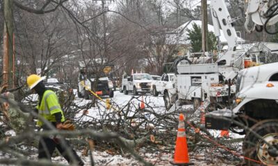 Thousands without power as US and Canada hit by winter storm