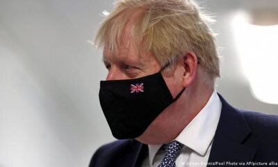 Police to investigate No 10 lockdown parties