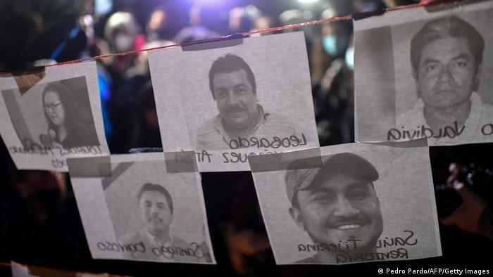 Mexico: Journalists protest killings of colleagues