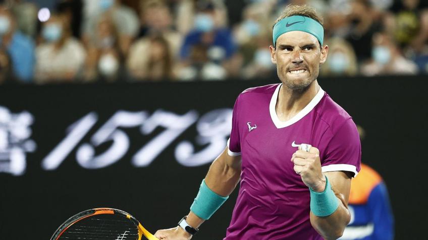 Australian Open: Rafael Nadal beats Denis Shapovalov in five sets to reach semi-finals