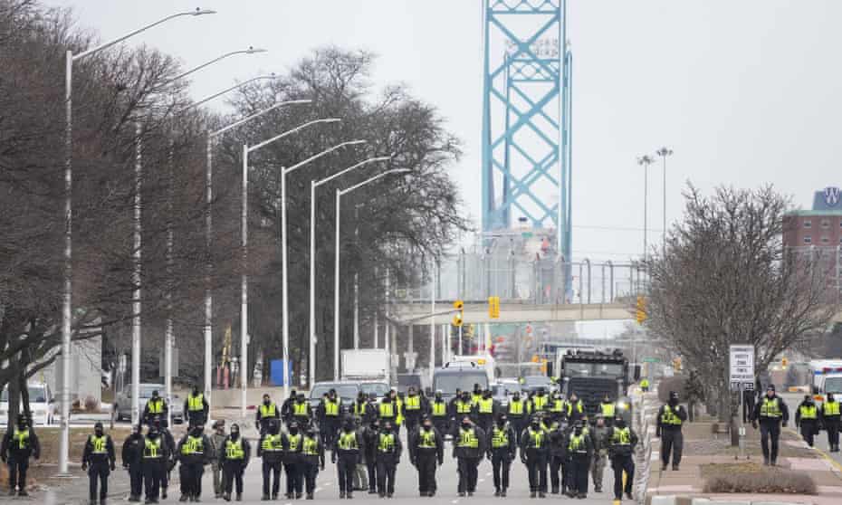 U.S.-Canada bridge reopens after weeklong anti-vaccination protest shut down crucial trade route