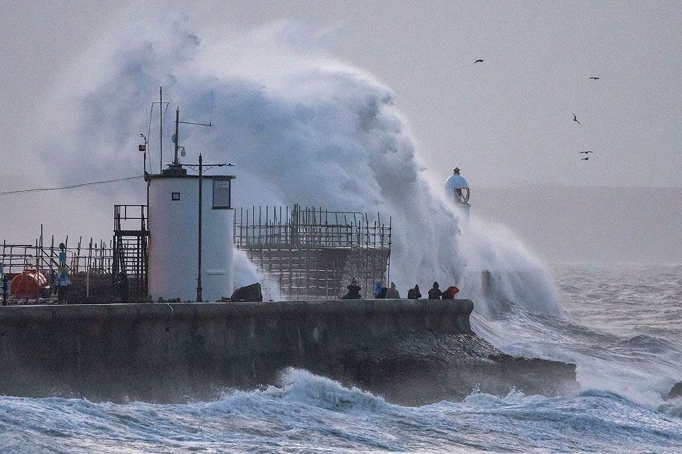 Storm Eunice: Millions across UK told to stay home as severe winds hit