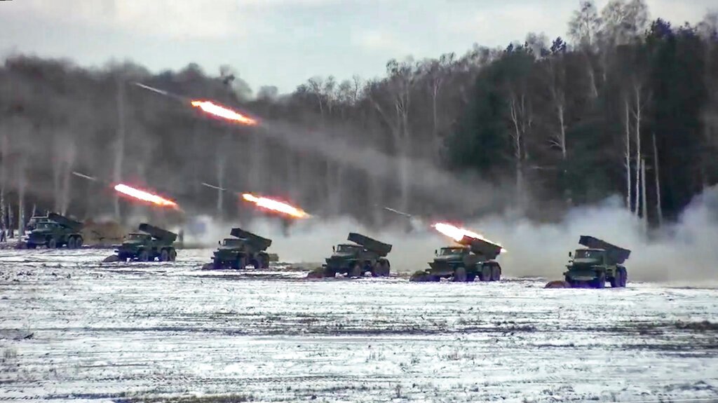 Ukraine tensions: Russia begins military drills with Belarus