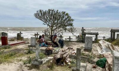10 killed, 48,000 displaced as cyclone wipes out Madagascan village