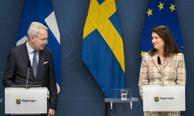 Neutral Finland, Sweden warm to idea of NATO membership