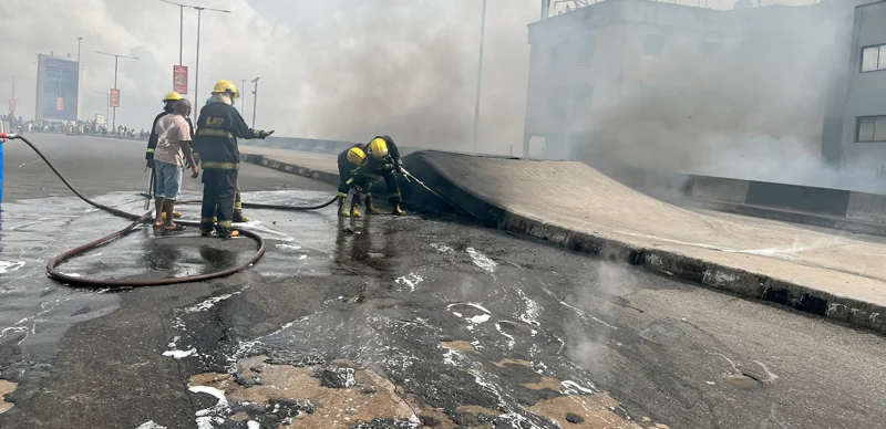 Gridlock as fire razes shops under Apongbon bridge in Lagos
