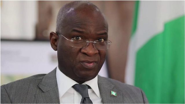 Fashola restates 2nd Niger Bridge 2022 completion date, blames IPOB