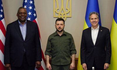 U.S. promises more aid, return of diplomats in Kyiv visit