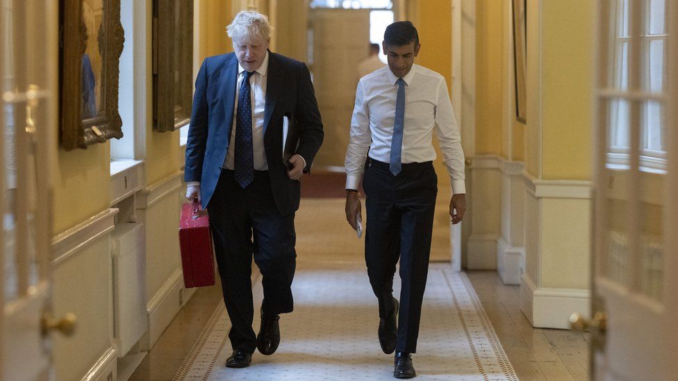 Boris Johnson and Rishi Sunak reject calls to resign over lockdown fines