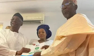 Pastor Tunde Bakare obtains APC presidential form