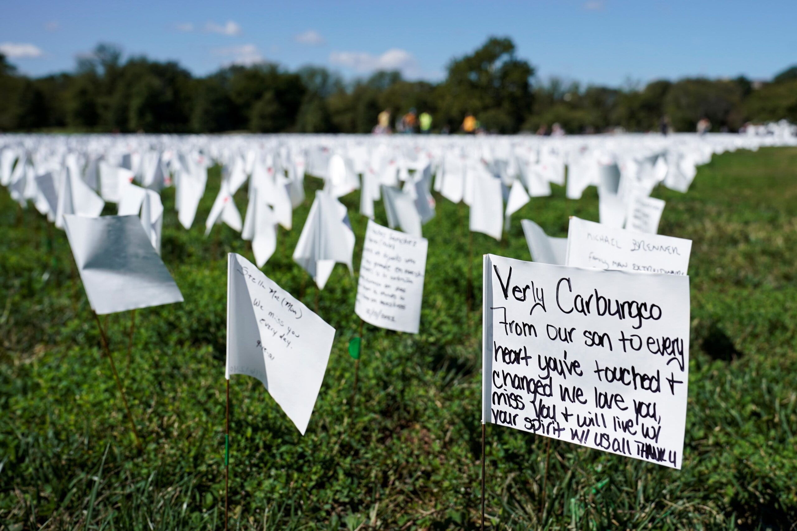 US passes one million Covid deaths