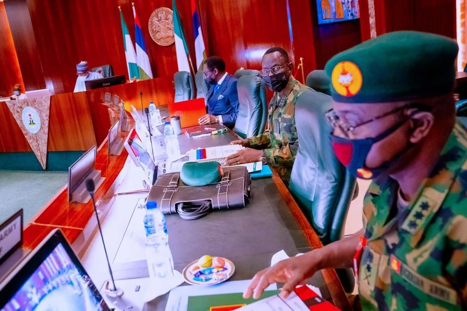 Buhari presides over security meeting at Villa