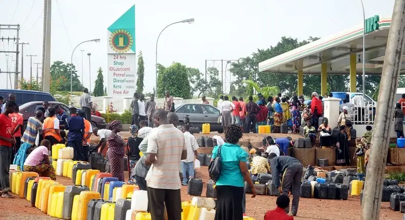 Fuel crisis: Don’t sell fuel above N165/litre, IPMAN warns members