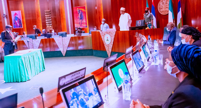 Justice Olukayode Ariwoola Takes Oath Of Office As Acting CJN