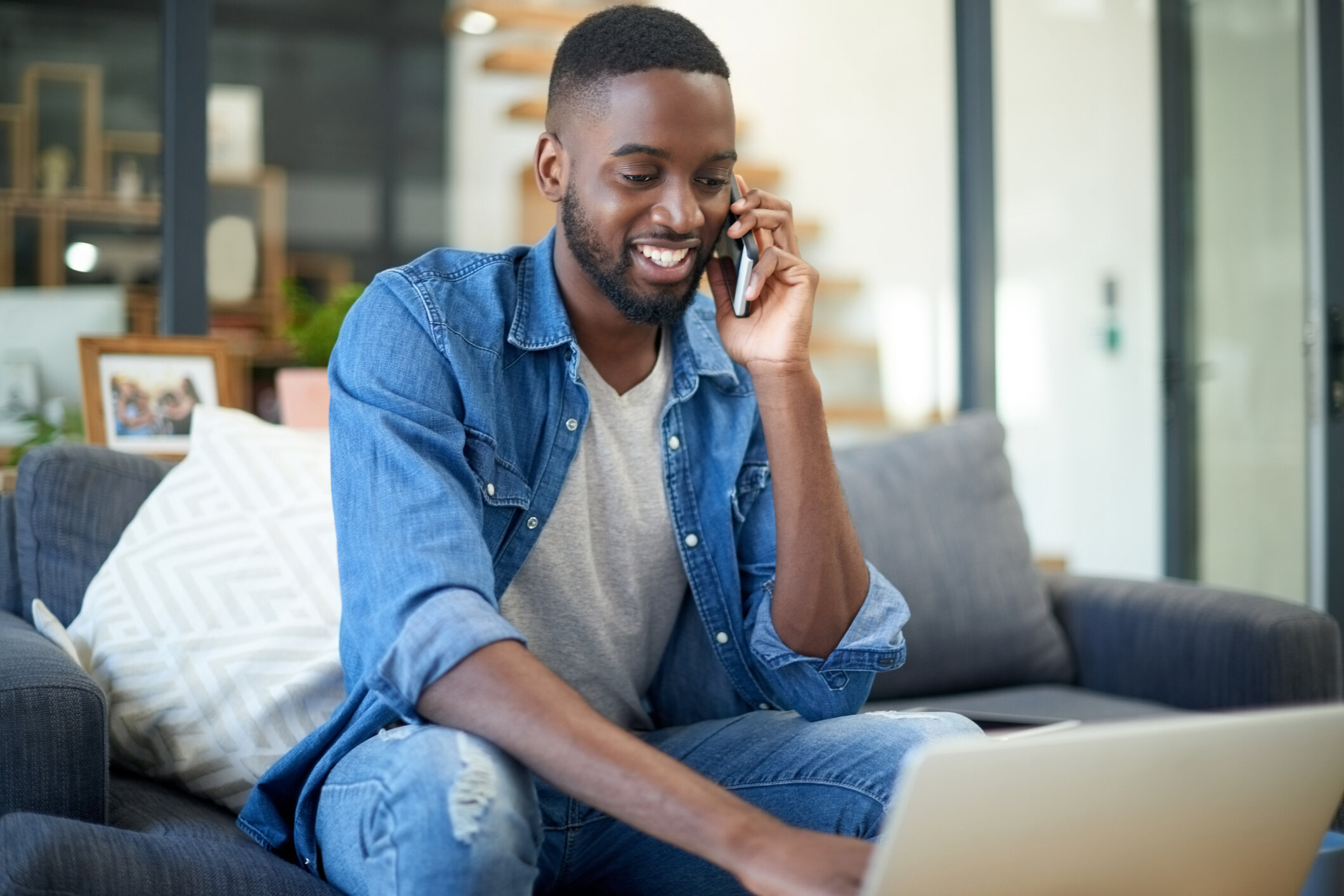 Nigerians to pay more for call, SMS, and data services with FG set to increase tax to 12.5%
