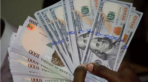 Exchange rate falls further to N718/$1 at black market