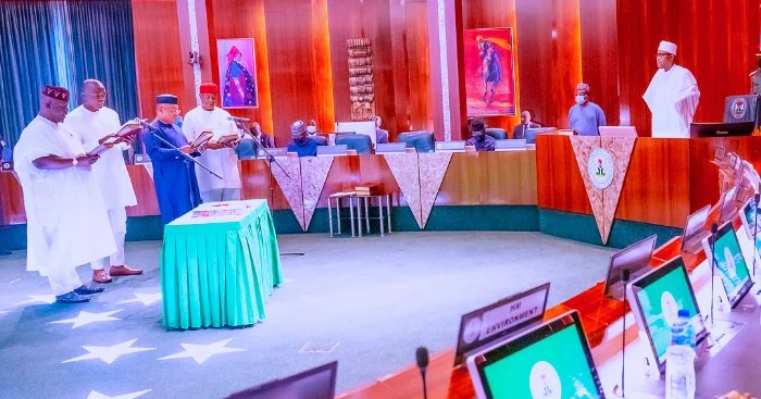 Buhari warns new ministers against corruption