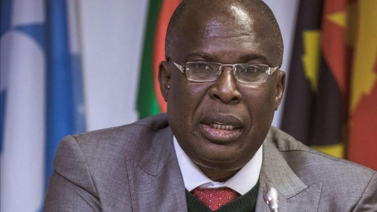 Buhari felicitates with petroleum minister, Sylva, at 58