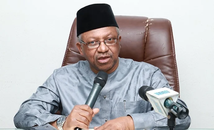 Brain drain: Health minister, Osagie Ehanire, says Nigeria produces 3,000 doctors annually