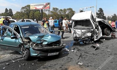 Four Killed, Sixteen Injured In Lagos-Ibadan Road Auto Crash