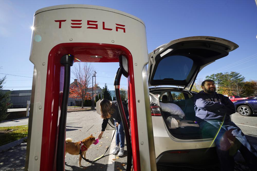 Tesla 3Q profit more than doubles from a year ago to $3.29B