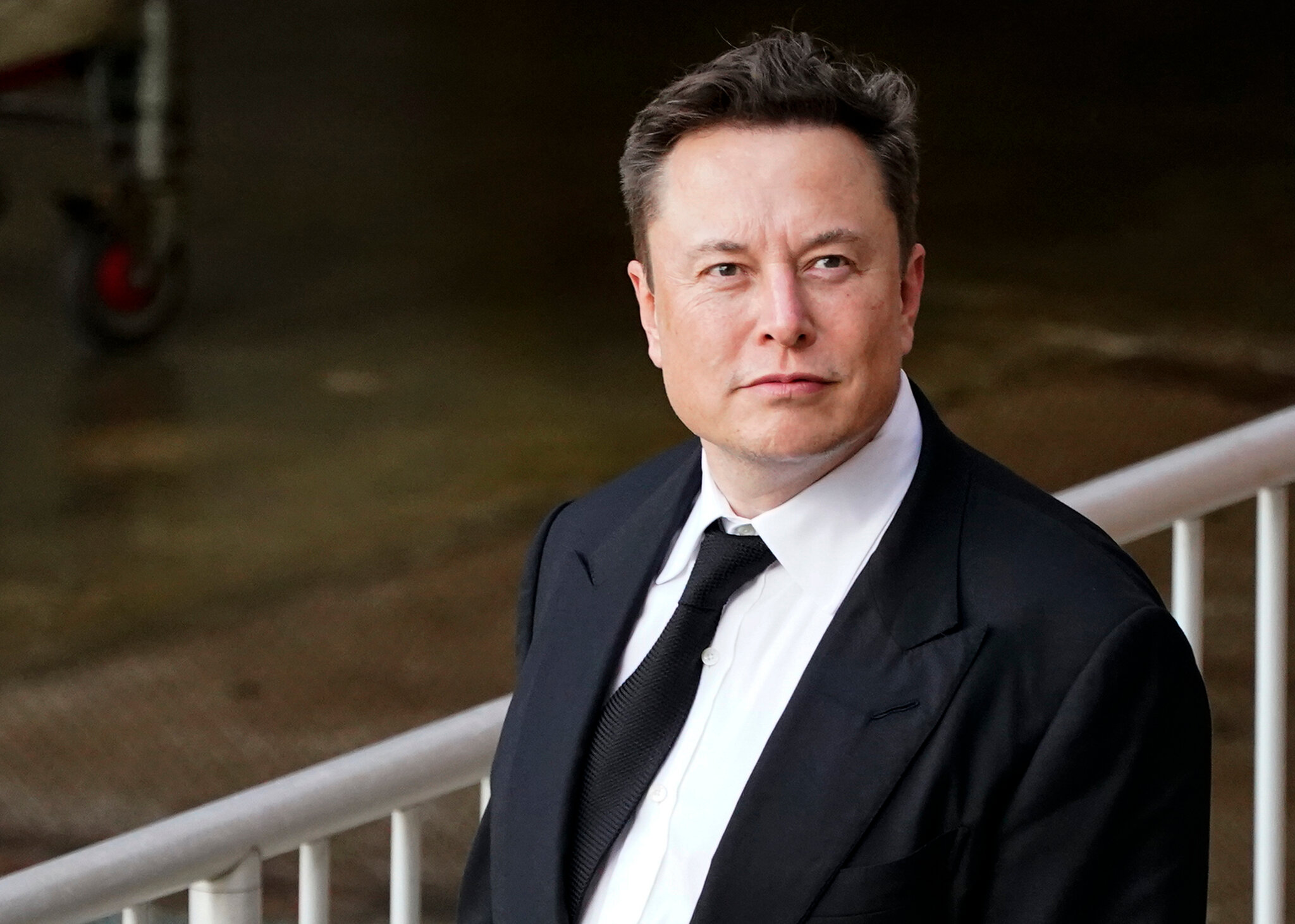 Elon Musk sells $3.95 billion worth of Tesla stock